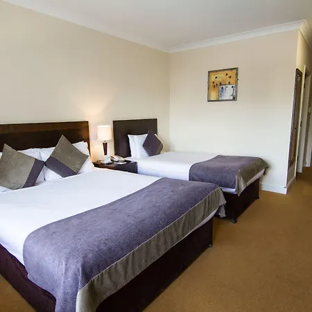 Clybaun Hotel 4*