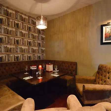 Clybaun Hotel 4*