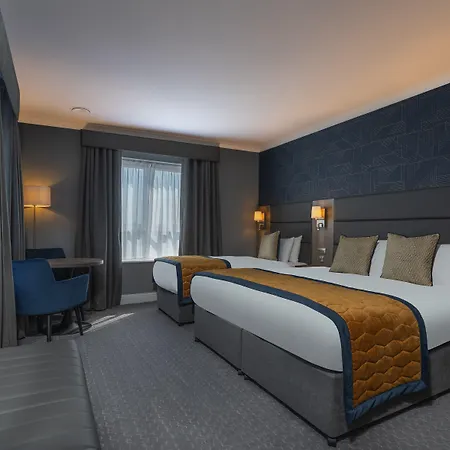 Clybaun Hotel 4*
